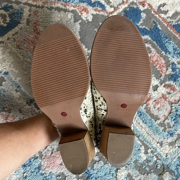Blondo Norwich snakeskin heeled clogs - Picture 12 of 12